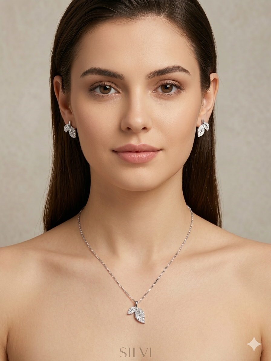 Fish Tail Pendant set