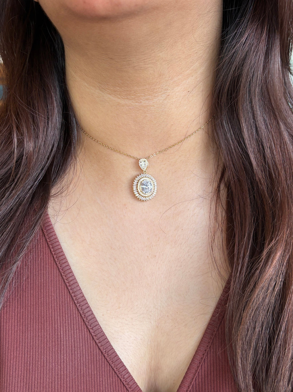 Gold platted moissanite stud necklace
