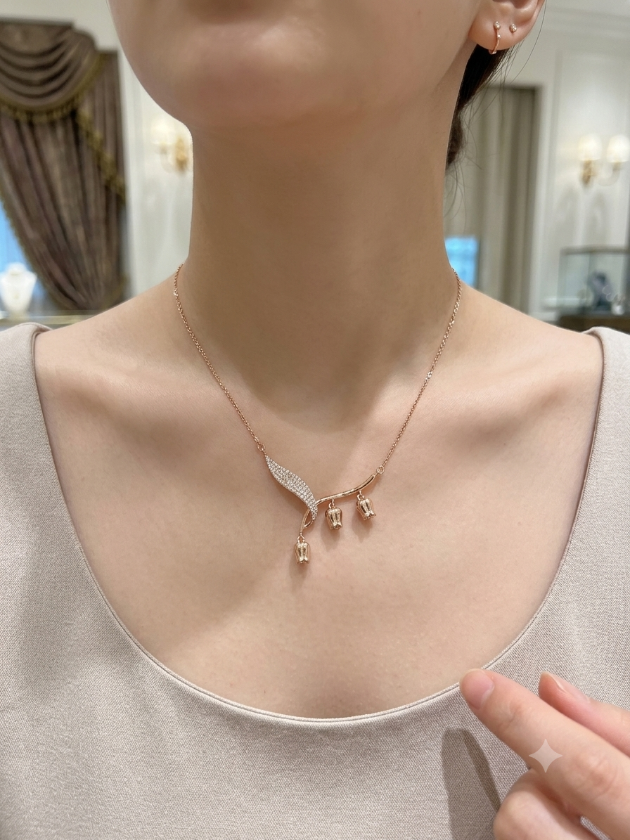 Rose gold rose necklace