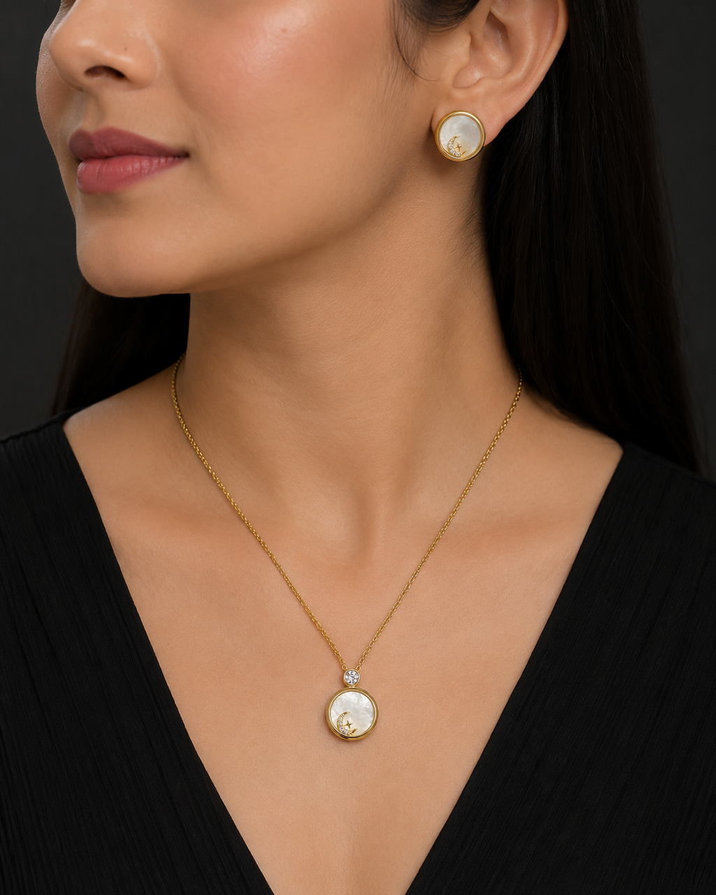 Gold plated crescent moon pendant set
