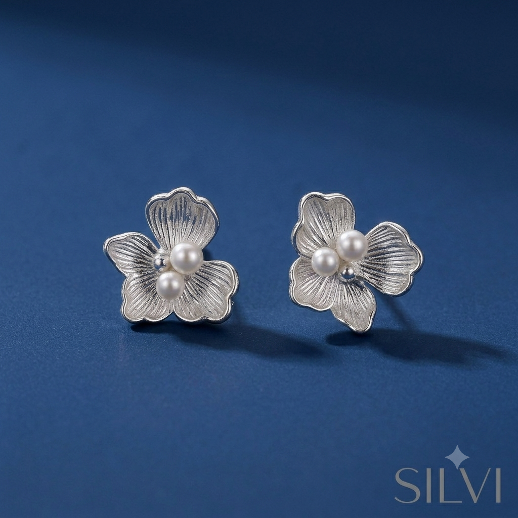 Silver pearl flower earrings