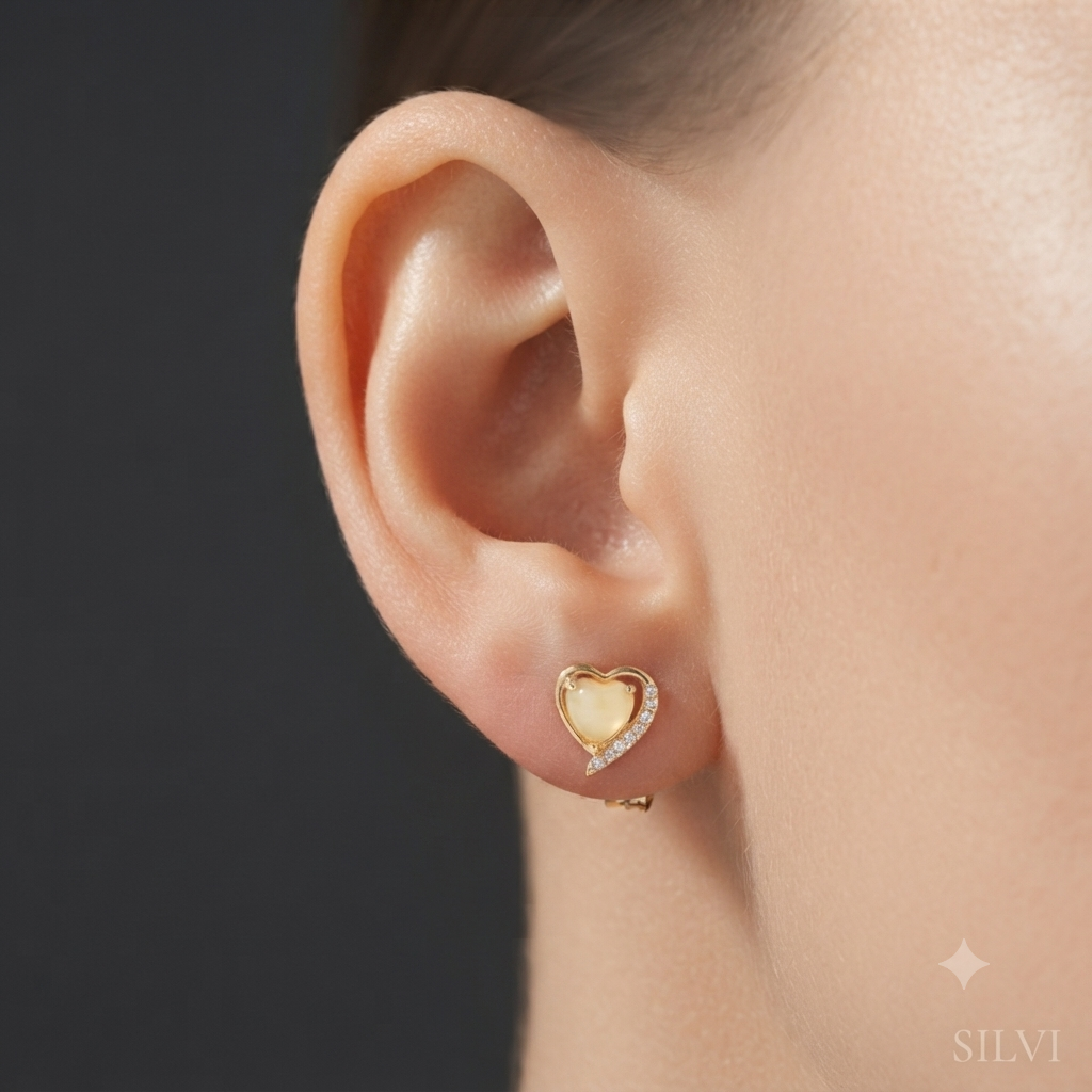 Gold plated heart moissanites earrings