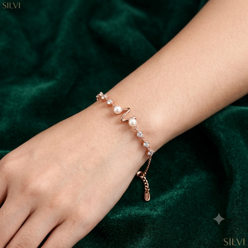 Rose gold plated pearls with curve bracelet