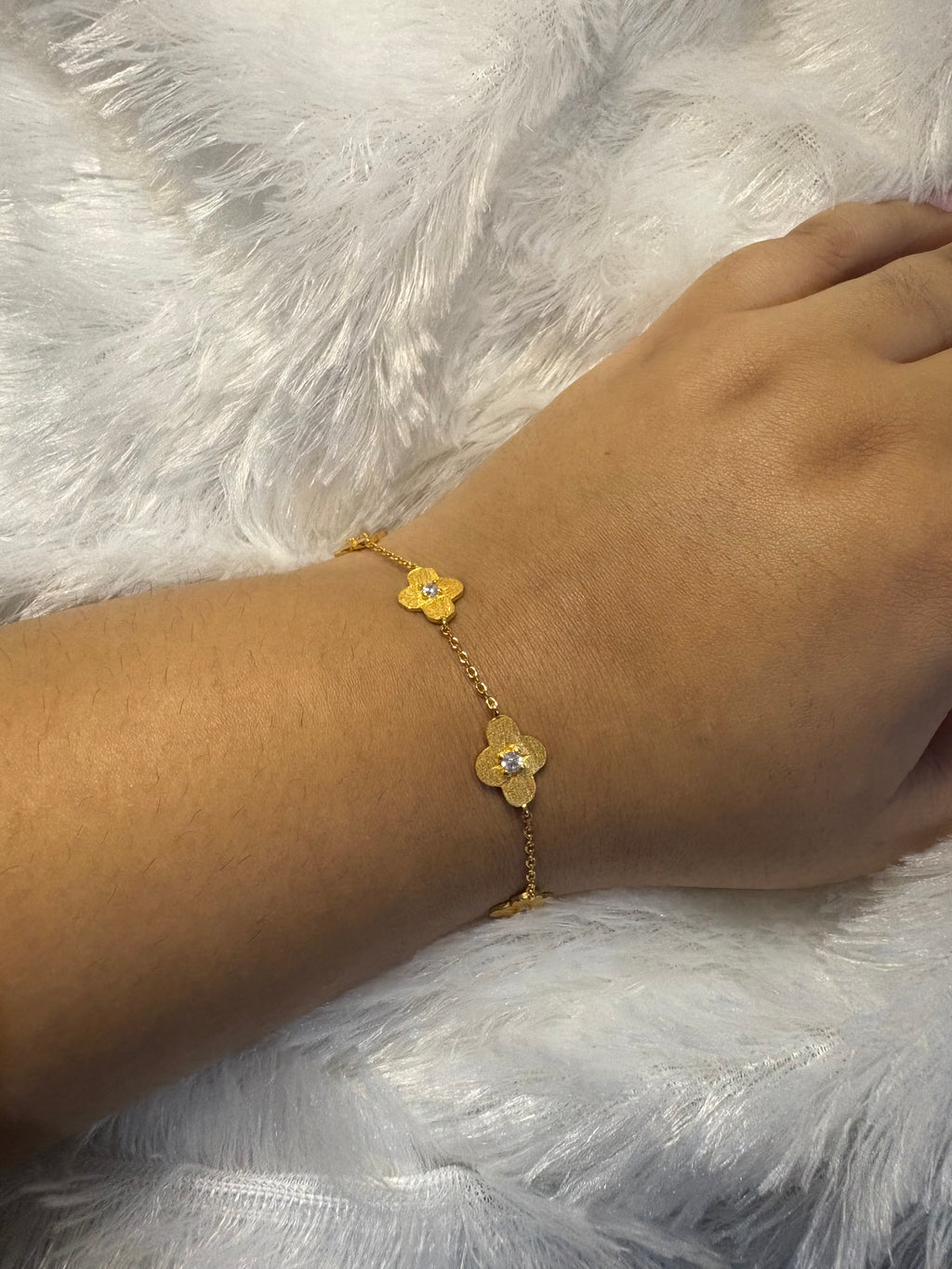 Gold plated leaf bracelet