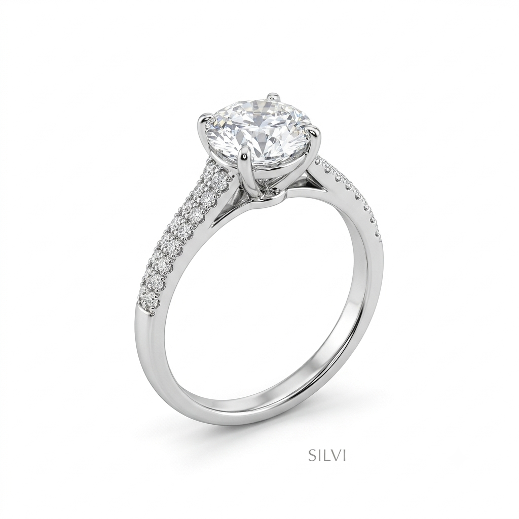 Silver moissanite studded ring