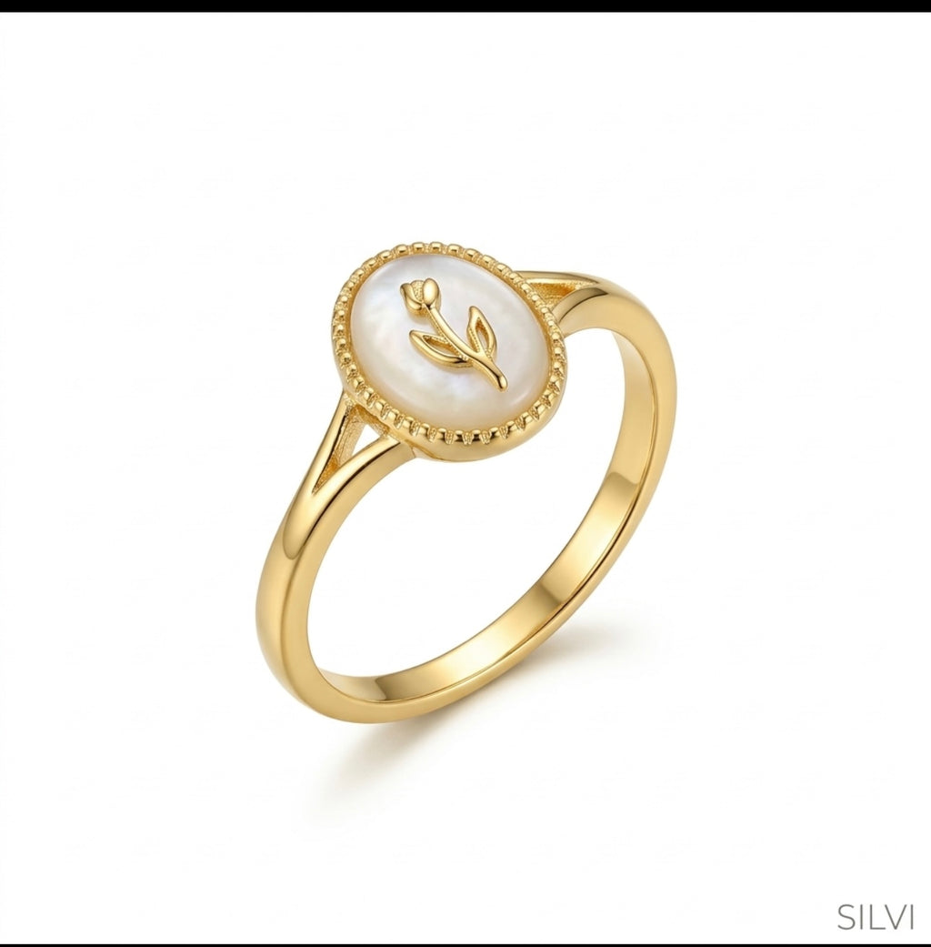 White gold ring